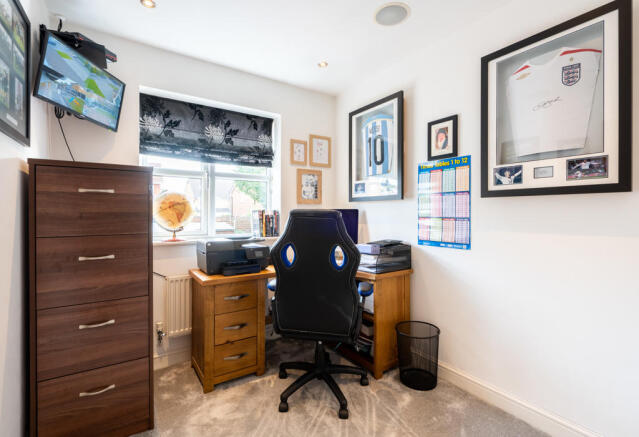 Bedroom 2 / Office