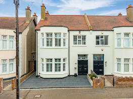 5, Cotswold Road, Westcliff-on-sea SS0 8AA