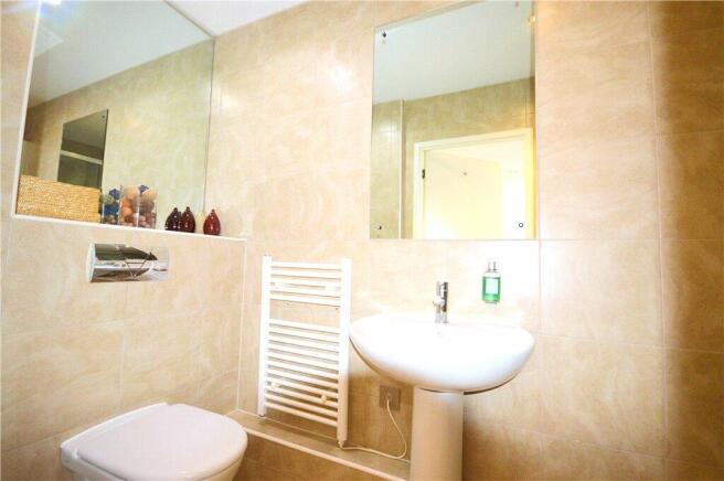 2 bed Apartment for sale Image 9