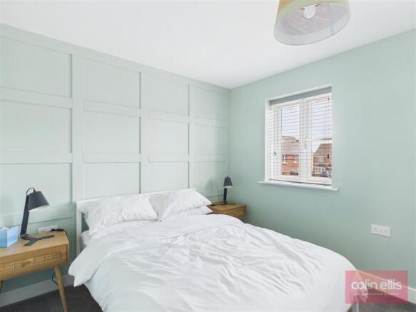 2 bed Semi-Detached for sale Image 12