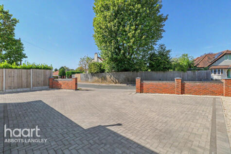 Toms Lane, Kings Langley