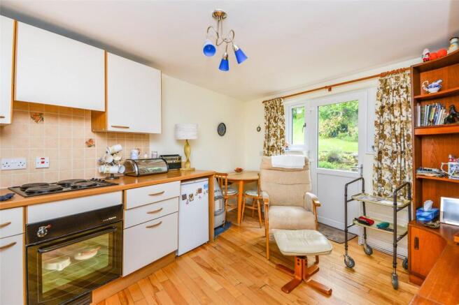 Kitchen/Breakfast Ro