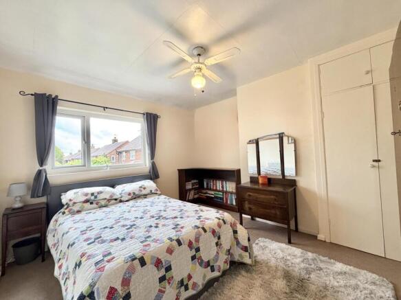3 bed Semi-Detached for sale Image 11