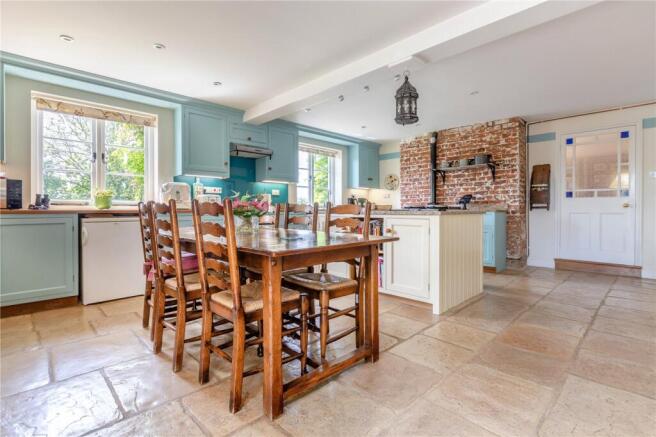 Kitchen/Breakfast Rm