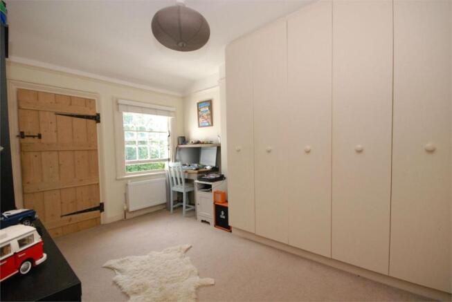 Photo 12