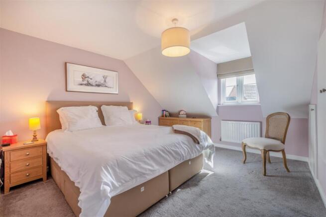 8662998-interior21.jpg