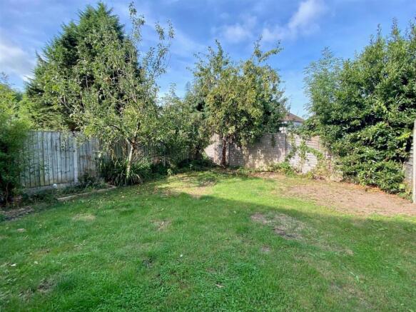 173 garden 2.jpg