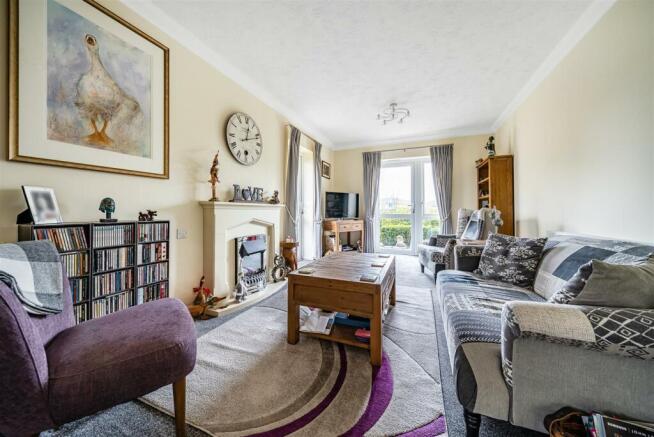 Living Room.jpg