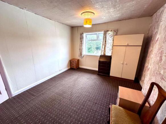 3 bed Terraced for sale Image 11
