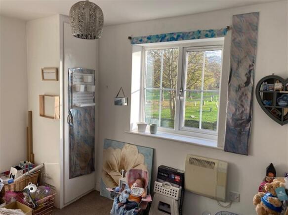 2 bed Apartment for sale Image 5