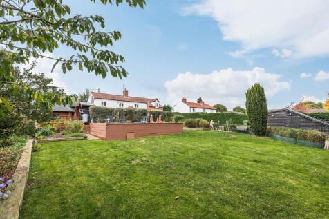 Charming Cottage in Beetley