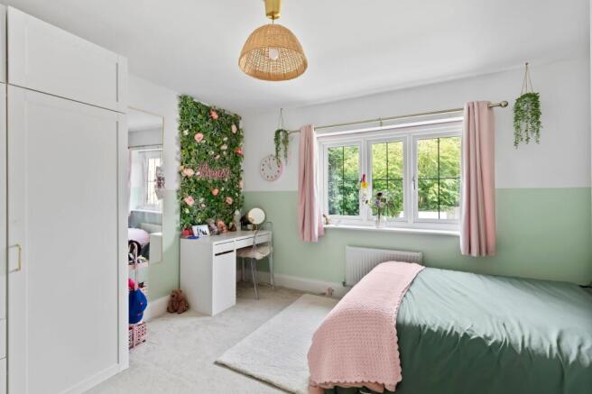 3 bed Semi-Detached for sale Image 12
