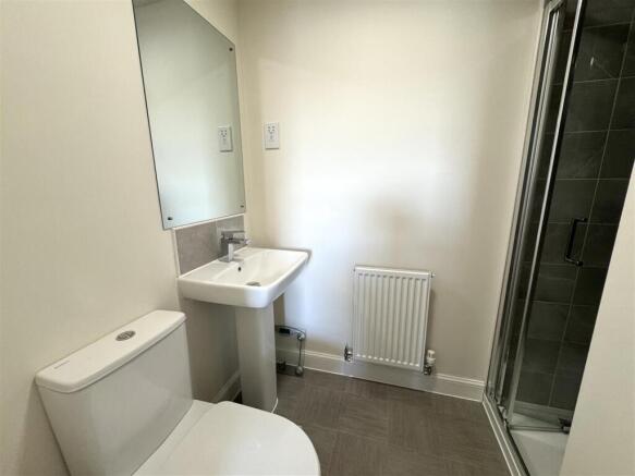 3 bed Town House for sale Image 8