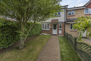 19, Chiltern Court, Widmore Road, Uxbridge UB8 3BJ