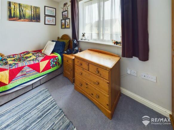 Bedroom 4.jpg