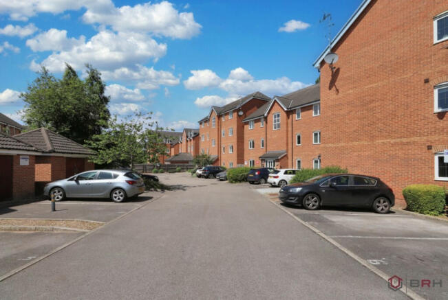 2 bed Apartment for sale Image 12
