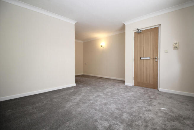 Sitting/Dining Room