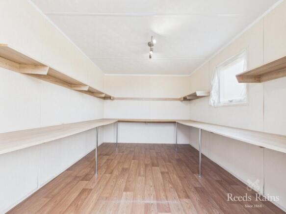 2 bed Detached for sale Image 9