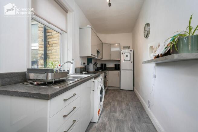2 bed Terraced for sale Image 6