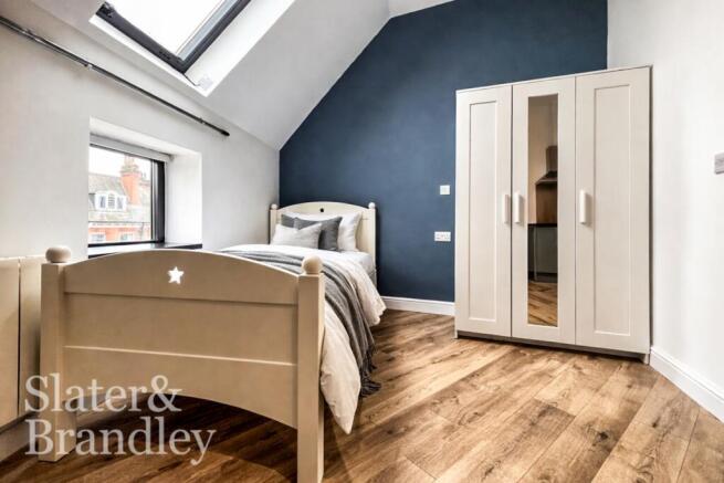 2c2651cf-355a-4747-9a26-97a8da71ad9f