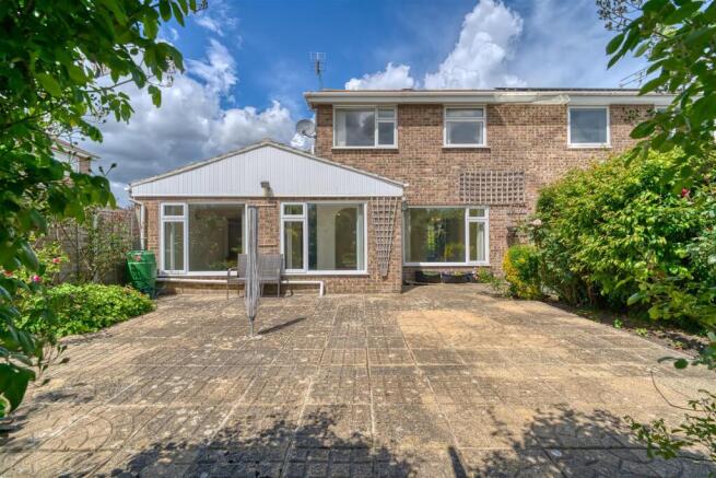 Meadow Close, Stalbridge, Sturminster Newton photo 2