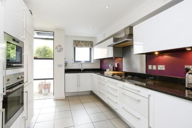 17-whitelands-cre...