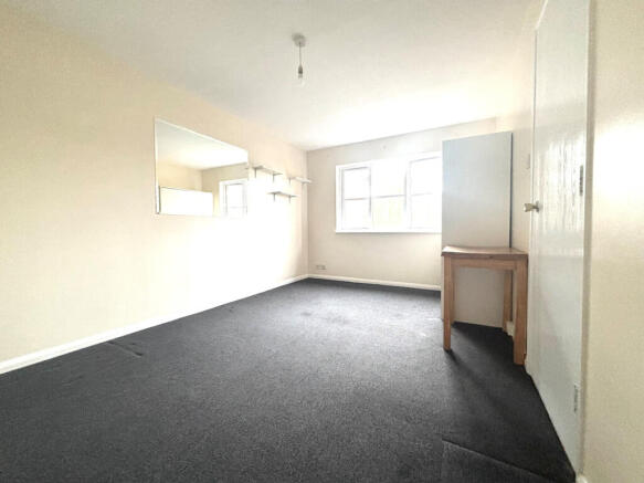 Lounge / Bedroom