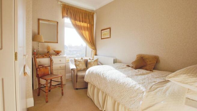 4 bed End of Terrace for sale Image 12