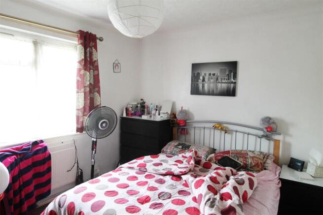 Master Bedroom.JPG