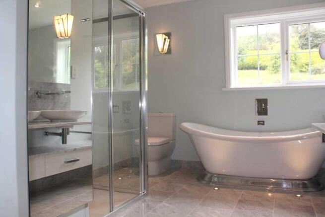 Main bathroom