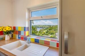 4, Dart View, Higher Street, Dartmouth TQ6 0HU