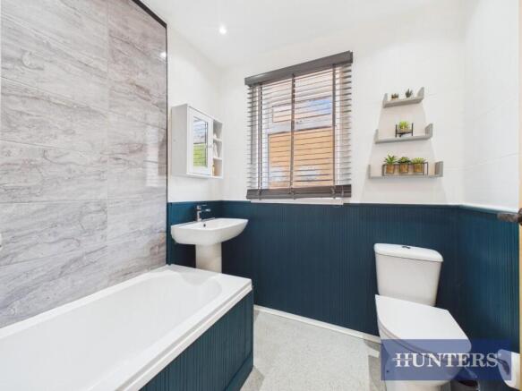 3 bed Semi-Detached Bungalow for sale Image 10