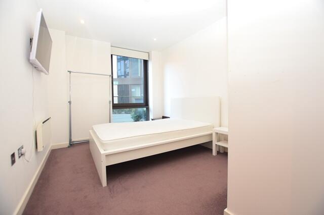 1 bed Apartment to rent Image 5