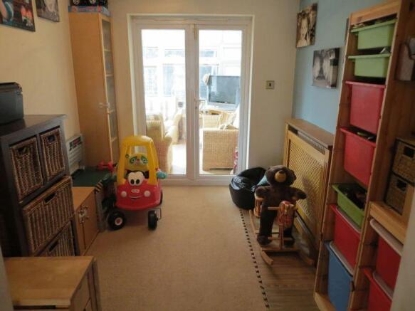 Photo 11