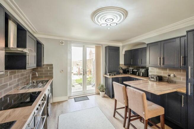 2 bed Maisonette for sale Image 5