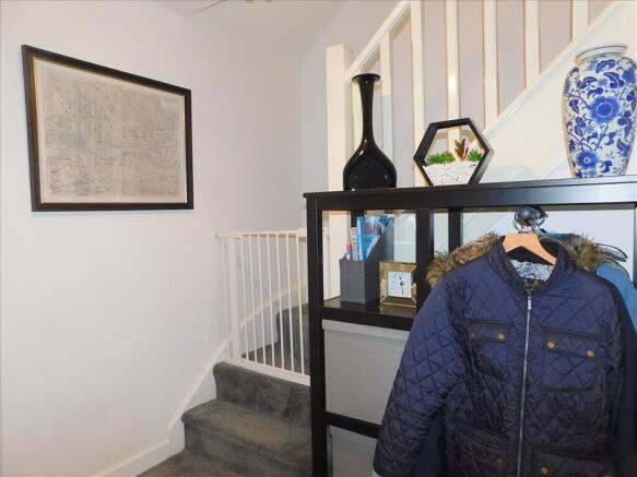 FIRST FLOOR LANDING