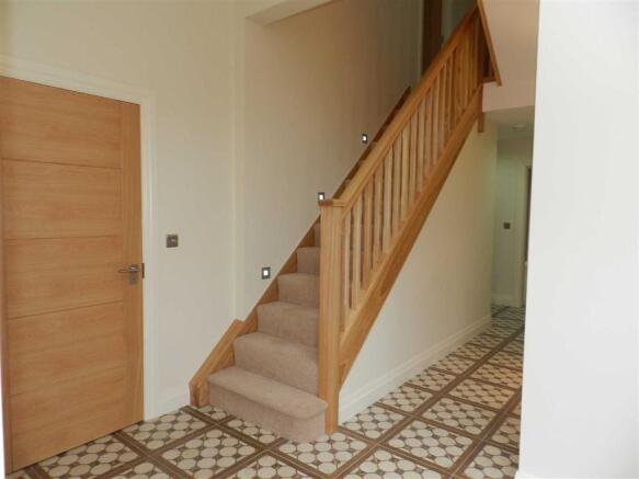 ENTRANCE HALLWAY