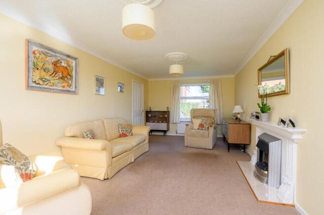 50 Ryedale Close.jpg