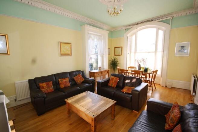 Sitting Room (2)