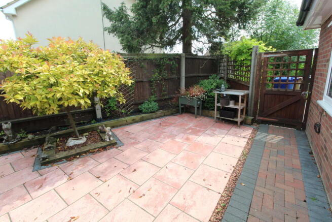 Photo 9