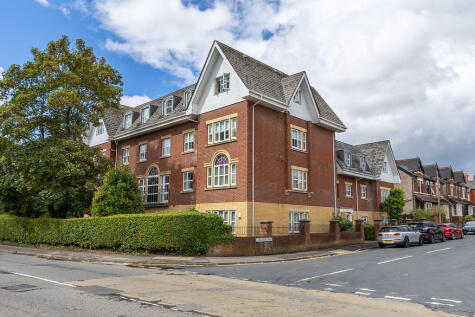 Cwrt Newydd, Elm Grove Road, Dinas Powys
