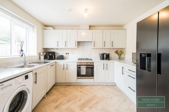 Buckthorn Close Bolsover, Chesterfield, S44 6FX photo 4