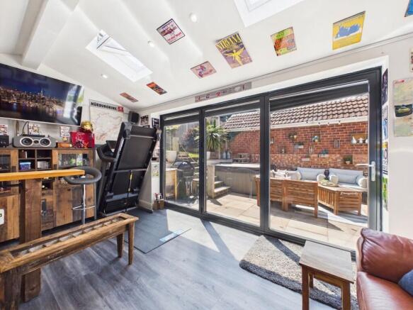 Studio/Outbuilding 1