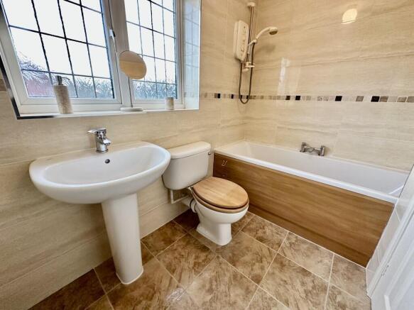 3 bed Detached for sale Image 8