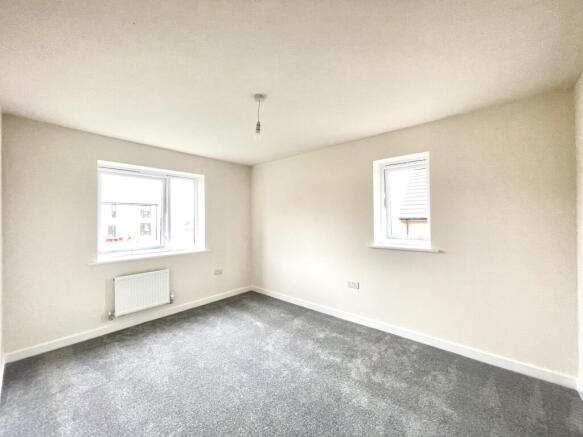3 bed End of Terrace to rent Image 12