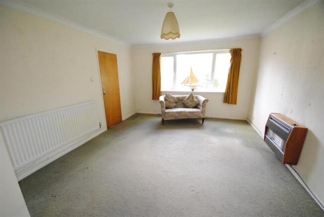 Living room.JPG