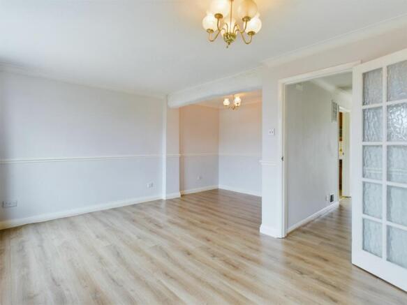 Sitting/Dining Room
