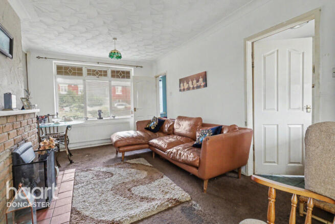 2 bed Semi-Detached for sale Image 6