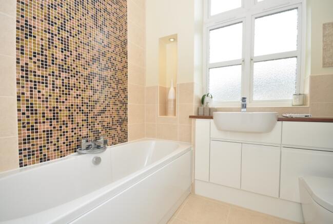 En-Suite Bathroom