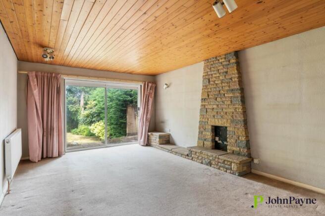 Lounge Rear